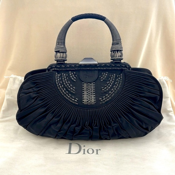 Dior Purse - Picture 2 of 14